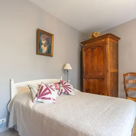 Au Paradis Des Hotes - Ile Bed & Breakfast Fouras