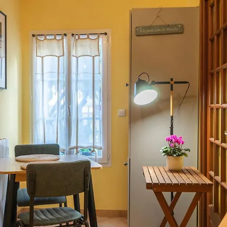 Au Paradis Des Hotes - Ile